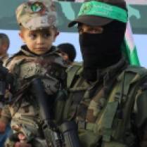 Children-in-Hamas-Summer-Gamp