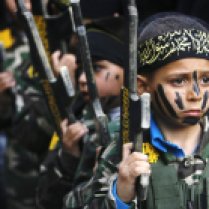 Israel gaza Hamas children iron dome missiles tel aviv airport